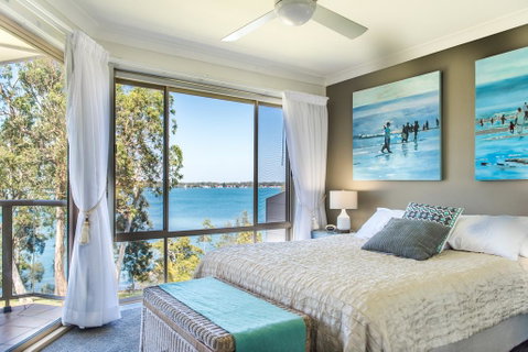 Anne's Waterfront Haven B&B - Accommodation Ballina 0