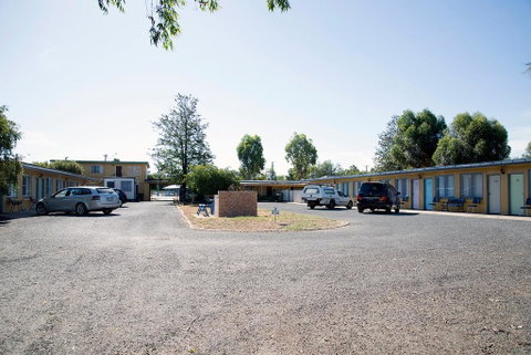 Artesian Motor Inn - Accommodation Ballina 1