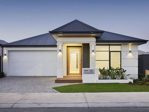 Luxury Bedrooms In A Resort Style Home - Accommodation Ballina 1