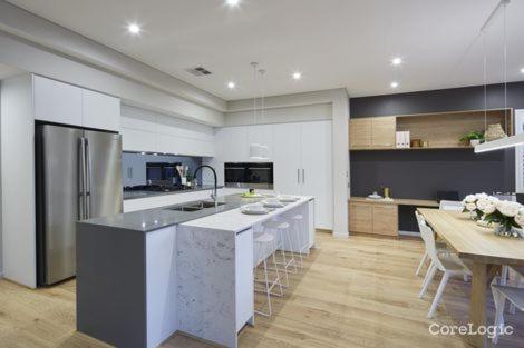 Luxury Bedrooms In A Resort Style Home - Accommodation Ballina 3