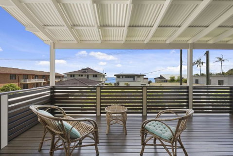 Main Beach - Accommodation Ballina 1