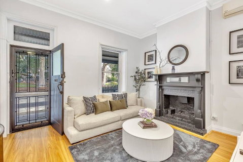 Main Street Terrace - An Elegant Urban Escape - Accommodation Ballina 2