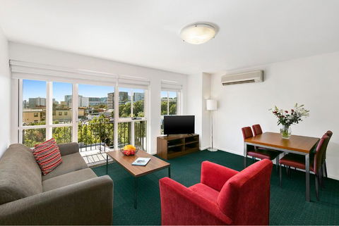Melbourne Carlton Central Apartment Hotel Official - Accommodation Ballina 3