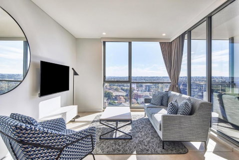 Meriton Suites Liverpool - Accommodation Ballina 0