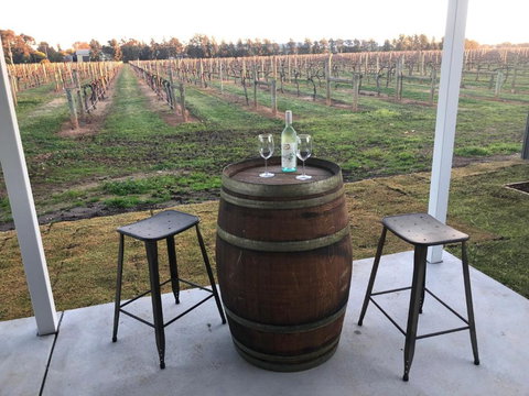 Milawa Vineyard Views - Guesthouse 1 - Accommodation Ballina 1