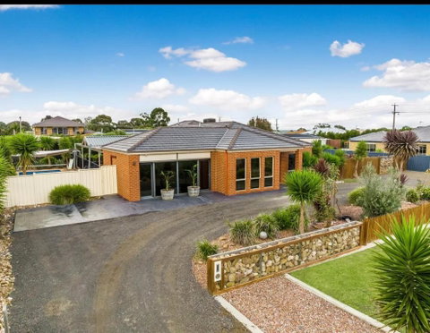 Modern Family Home With Pool - Accommodation Ballina 1