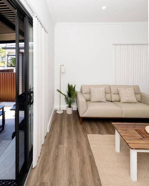 Modern Home In The Heart Of Bankstown - Accommodation Ballina 0