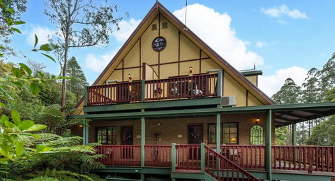 Mountain Lodge - Accommodation Ballina 1