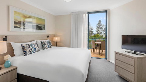 Oaks Gold Coast Calypso Plaza Suites - Accommodation Ballina 3