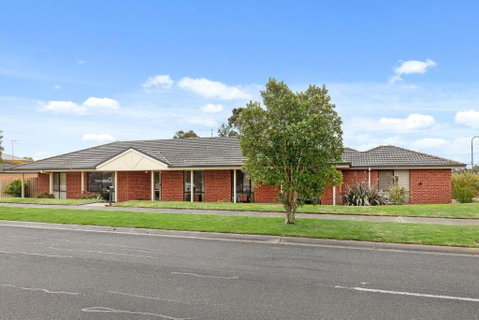 Oasis Springs - Accommodation Ballina 0