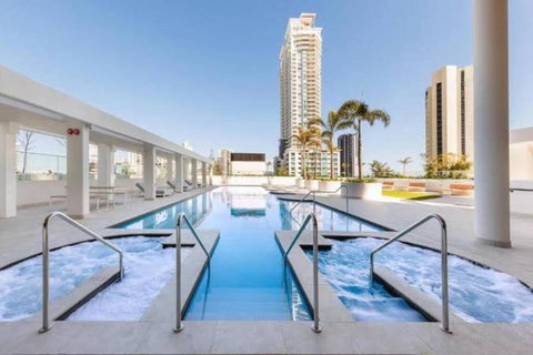 Ocean Apartment Surfers Paradise - Accommodation Ballina 0