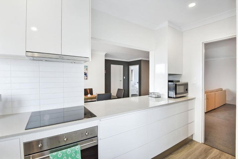 Ocean Court 10 - Accommodation Ballina 2