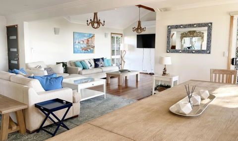 Ocean Pearl - 3 Bedroom Beachfront Property! - Accommodation Ballina 2