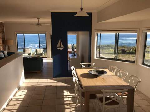 Ocean Views Air Conditioned Luxury With Beautiful Ocean Views - Accommodation Ballina 0