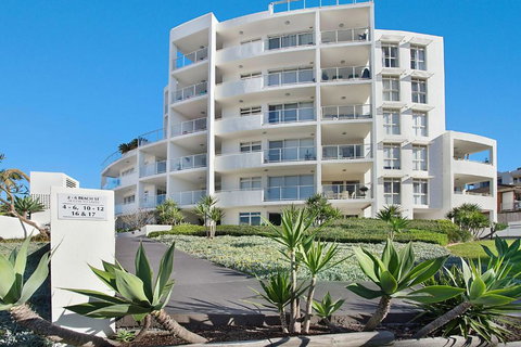 Ocean Views, Sundrift, Unit 18 - Accommodation Ballina 0