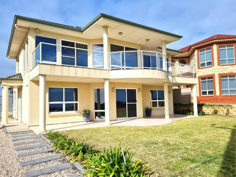 On The Bay - Accommodation Ballina 0