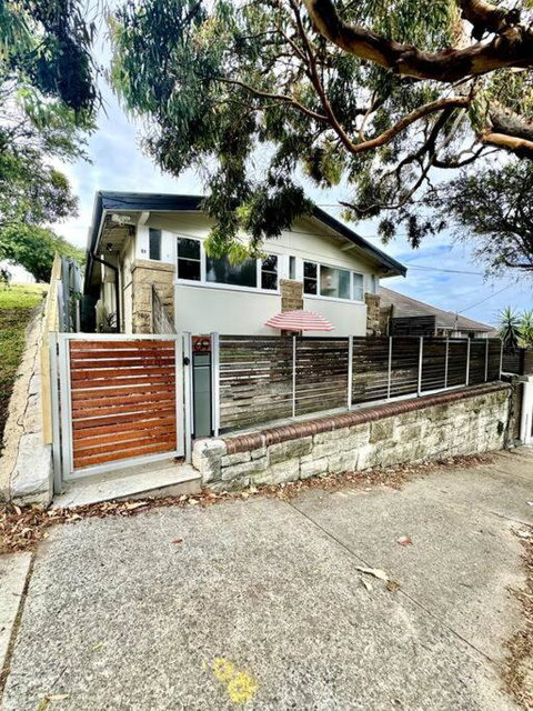 One Bed Apartment - Coogee Beach - Accommodation Ballina 0