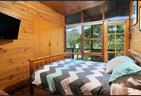 ONE OF A KIND Vacation Rental- Berkeley Vale - Accommodation Ballina 3