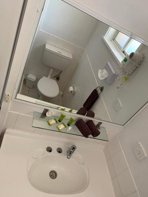 Orana Windmill Motel - Accommodation Ballina 3