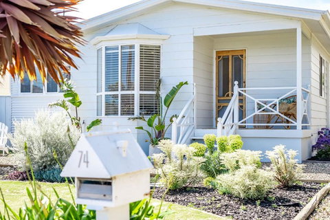 Our Little White House -74 Padman Crescent, Middleton - Accommodation Ballina 1