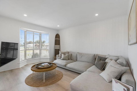 Our Little White House -74 Padman Crescent, Middleton - Accommodation Ballina 3