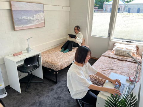 Ozi Village Cardigan - Accommodation Ballina 0