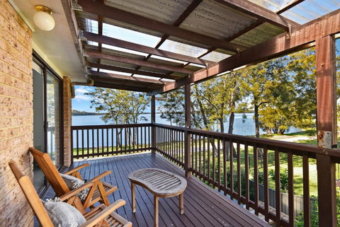 Parkway Lakehouse - Accommodation Ballina 2