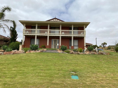 Pelican Retreat - Corporate / Tradie / Family - Accommodation Ballina 1