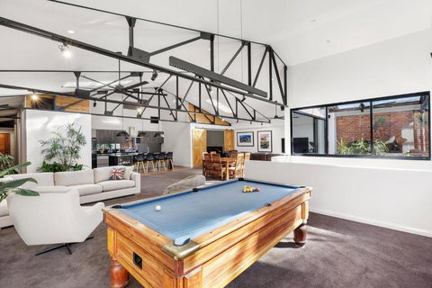 Platinum Precinct - The Penthouse - Accommodation Ballina 1