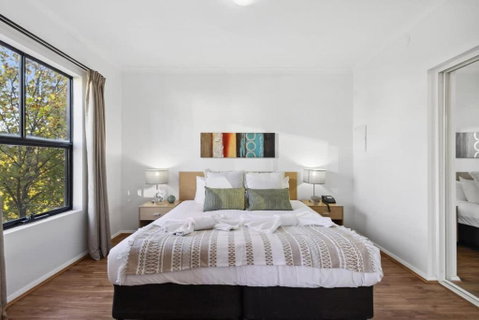 Perth Prime Located 2BDR 1PRK - Accommodation Ballina 2