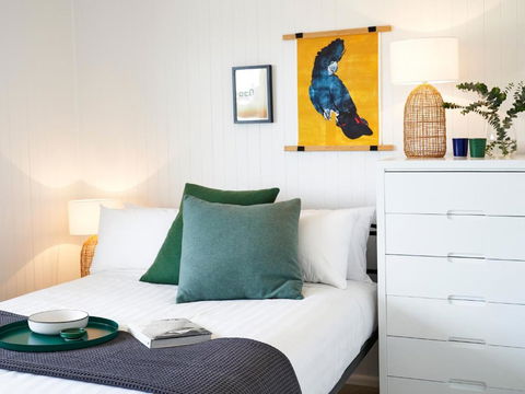 Peterborough House - Accommodation Ballina 2