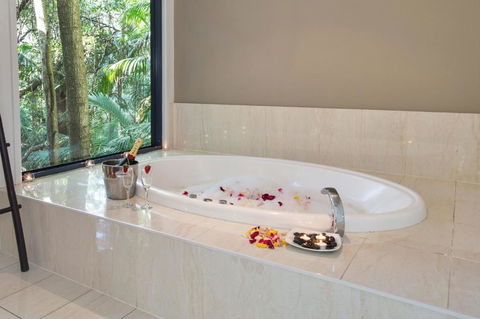 Pethers Rainforest Retreat - Accommodation Ballina 2