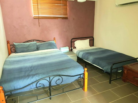 Quiet 2 Bedroom Farm House - Accommodation Ballina 2