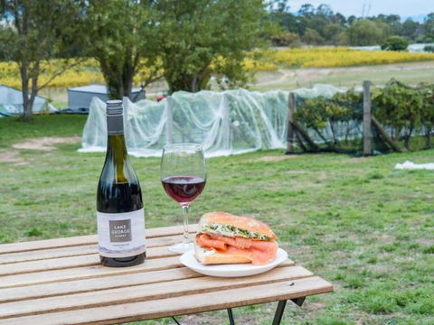 Rae At Lake George Winery By Tiny Away - Accommodation Ballina 2