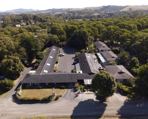 Prom Country Lodge - Accommodation Ballina 0