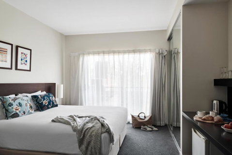 Punthill Essendon - Accommodation Ballina 1
