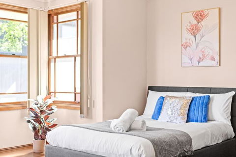 Quadruple Room W Ensuite In Gordon Near Train & Bus - Accommodation Ballina 1