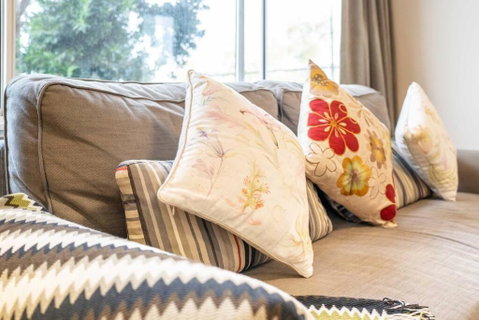 Quaint Auchenflower 1B1B Apt W Parking Close To UQ - Accommodation Ballina 1