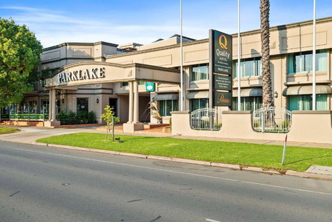 Quality Hotel Parklake Shepparton - Accommodation Ballina 1