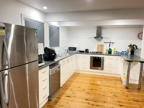 Quiet, Cozy And Calm 3 Bedroom House. - Accommodation Ballina 2
