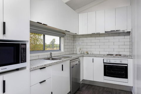 RACV Cobram Resort - Accommodation Ballina 3