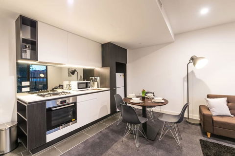 Astrina Box Hill 1 Bed Apartment - Accommodation Ballina 3