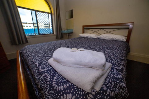 Australian Hotel - Accommodation Ballina 1