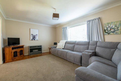 Autumn St - Trendy East Orange - Near CBD - Accommodation Ballina 2