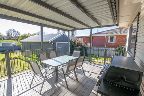 Autumn St - Trendy East Orange - Near CBD - Accommodation Ballina 3