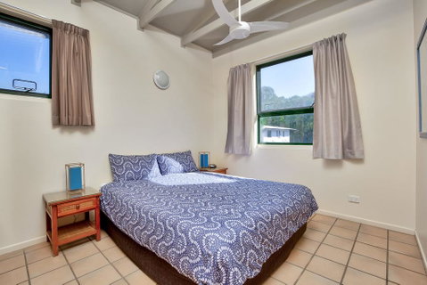 Baden 11 - Rainbow Shores, Couples Beachside Escape, Aircon, Pools - Accommodation Ballina 3