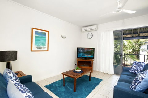 Baden 51 - Rainbow Shores, Air Conditioned, Walk To Beach, Swimming Pools - Accommodation Ballina 2
