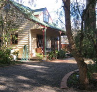 Ballarat cottages incorporating yarrowee cottage and Admirals cottage - Accommodation Ballina