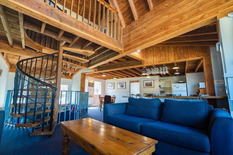 Banjo's Chalet, Alpine-getaways - Accommodation Ballina 1
