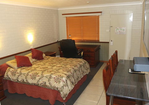 Barcaldine Country Motor Inn - Accommodation Ballina 2
